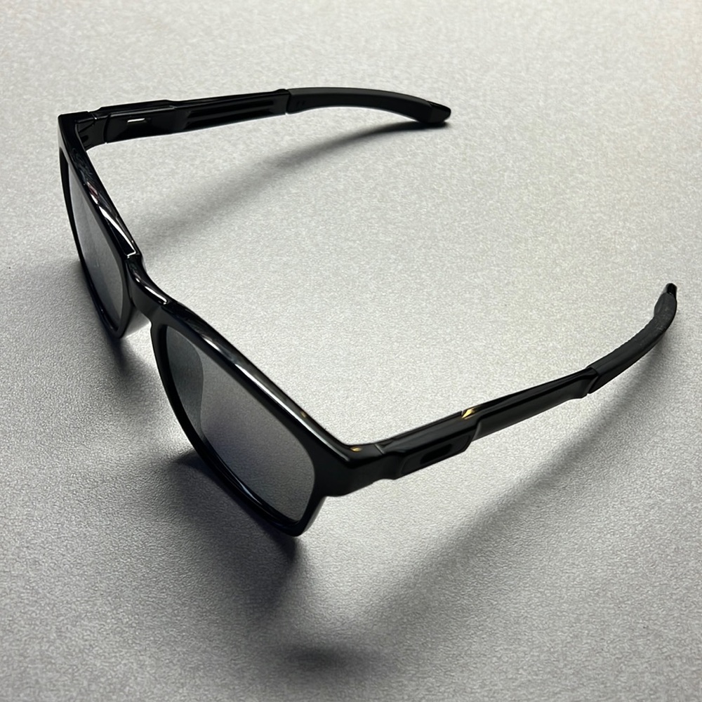 COPY - Oakley Catalyst